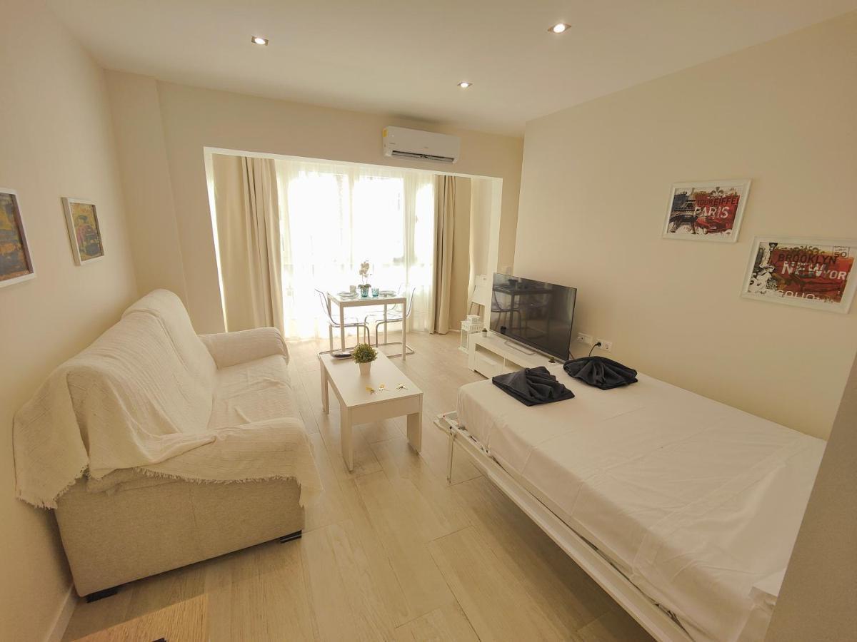 Coconut Begona Studio City Center By Namaste Elite توريمولينوس المظهر الخارجي الصورة